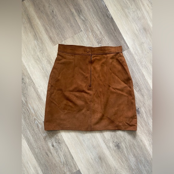 Vintage Suede Skirt - Picture 2 of 2